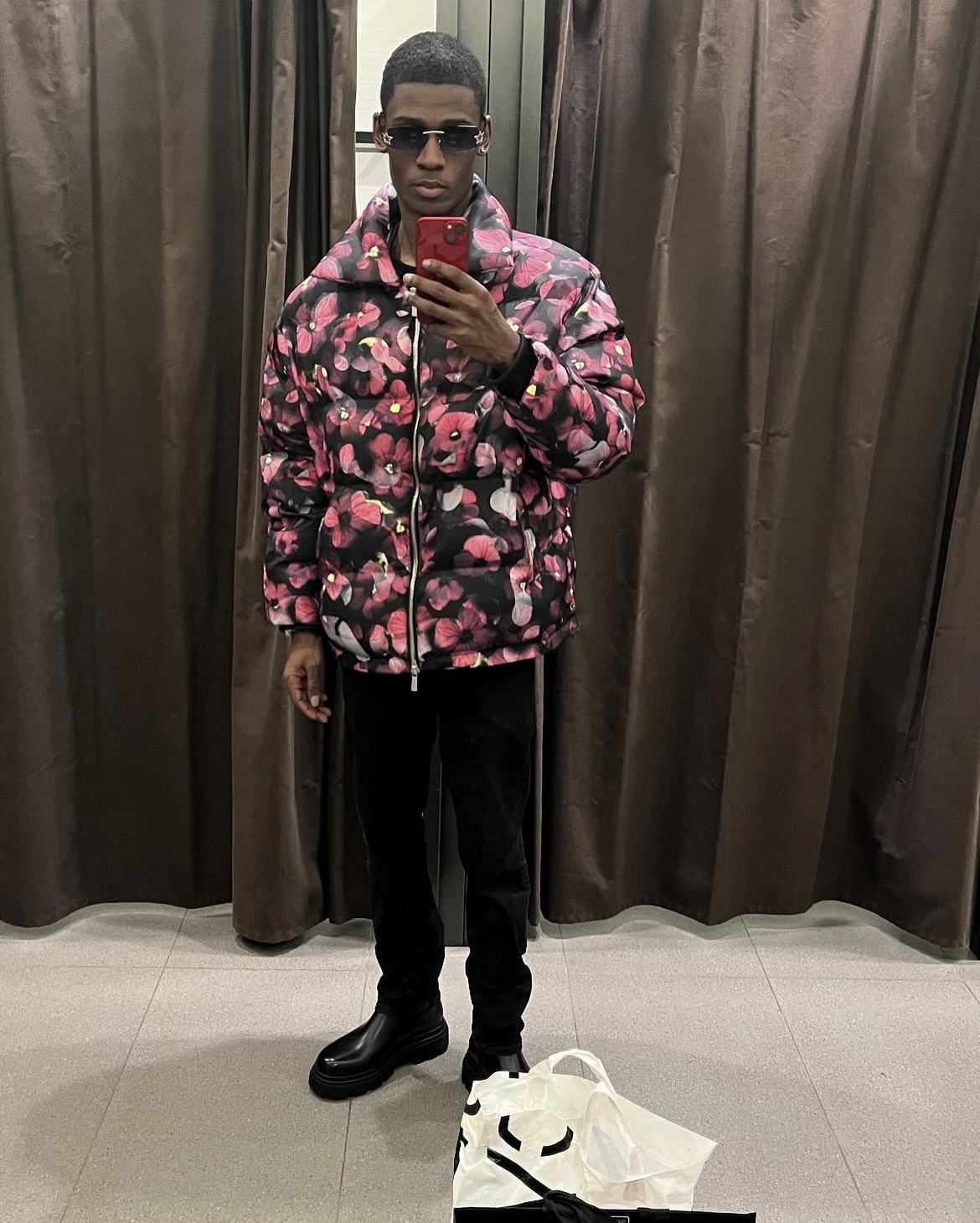 Floral puffer, mirror moment